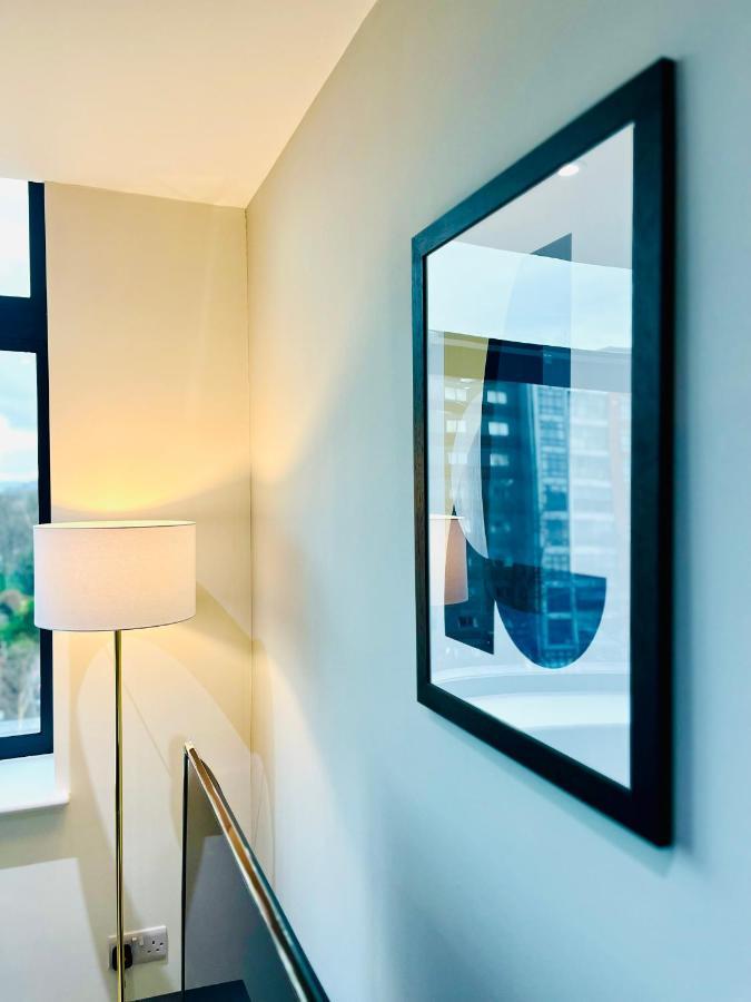 Stylish Studio Apartment Near To Old Trafford Stadium Manchester Dış mekan fotoğraf